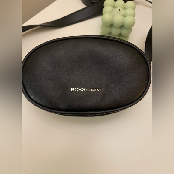BCBG BELT BAG - Picture 1 of 4